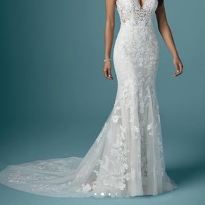 Maggie Sottero Wedding Dress!!!!!